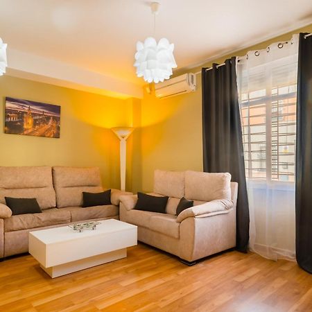 Casa Unifamiliar Apartment เซบีญา ภายนอก รูปภาพ