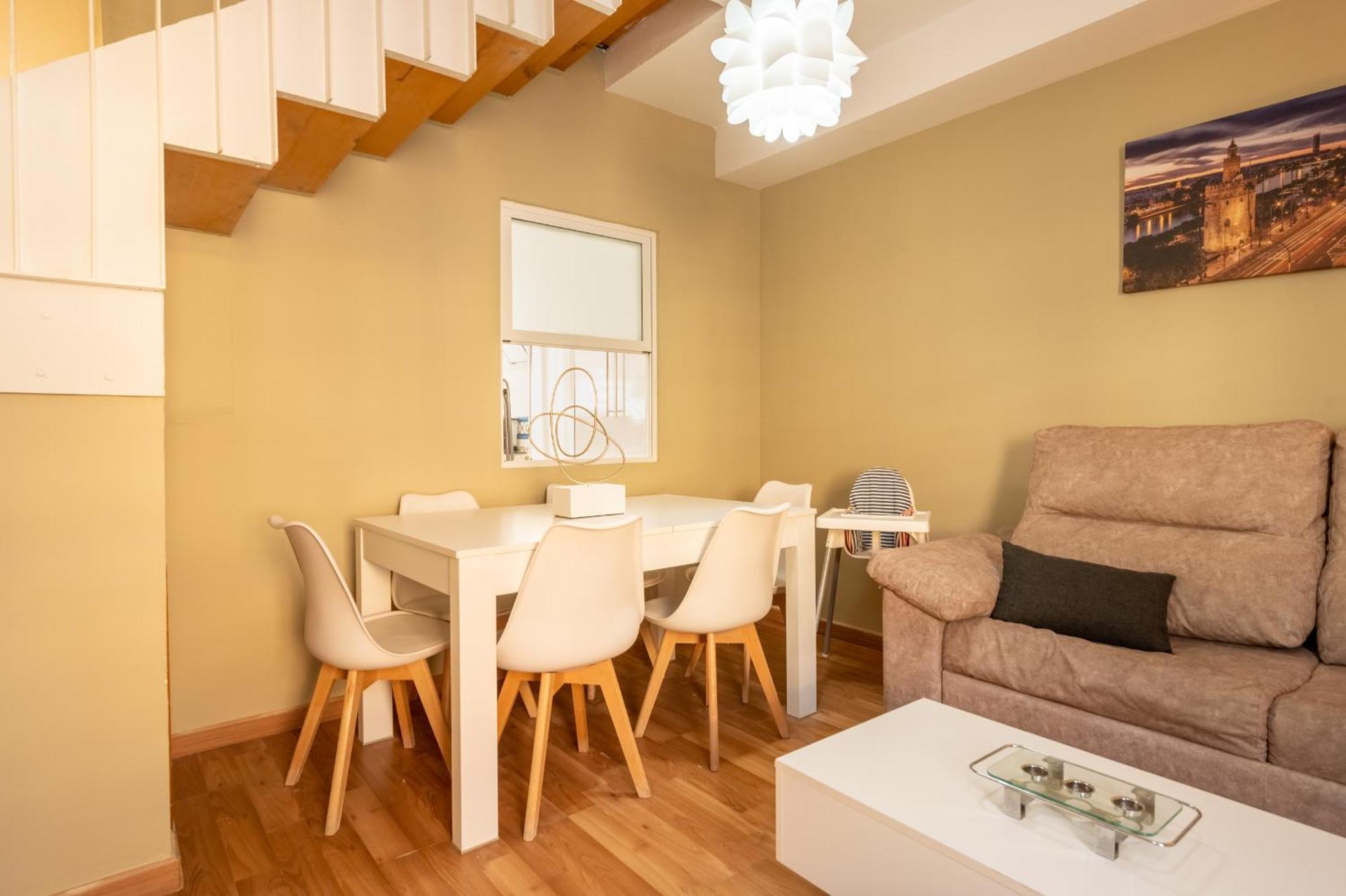 Casa Unifamiliar Apartment เซบีญา ภายนอก รูปภาพ