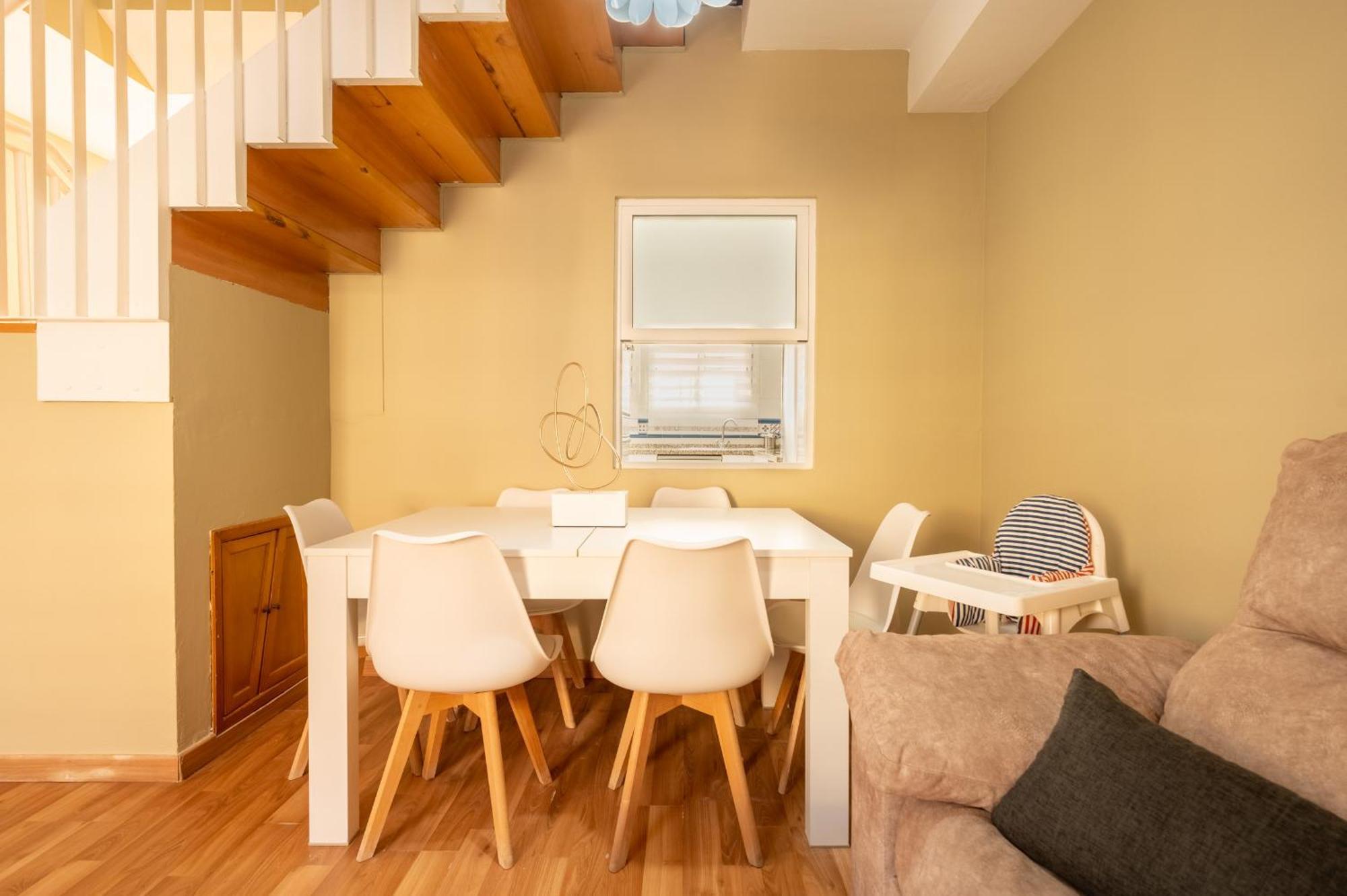 Casa Unifamiliar Apartment เซบีญา ภายนอก รูปภาพ