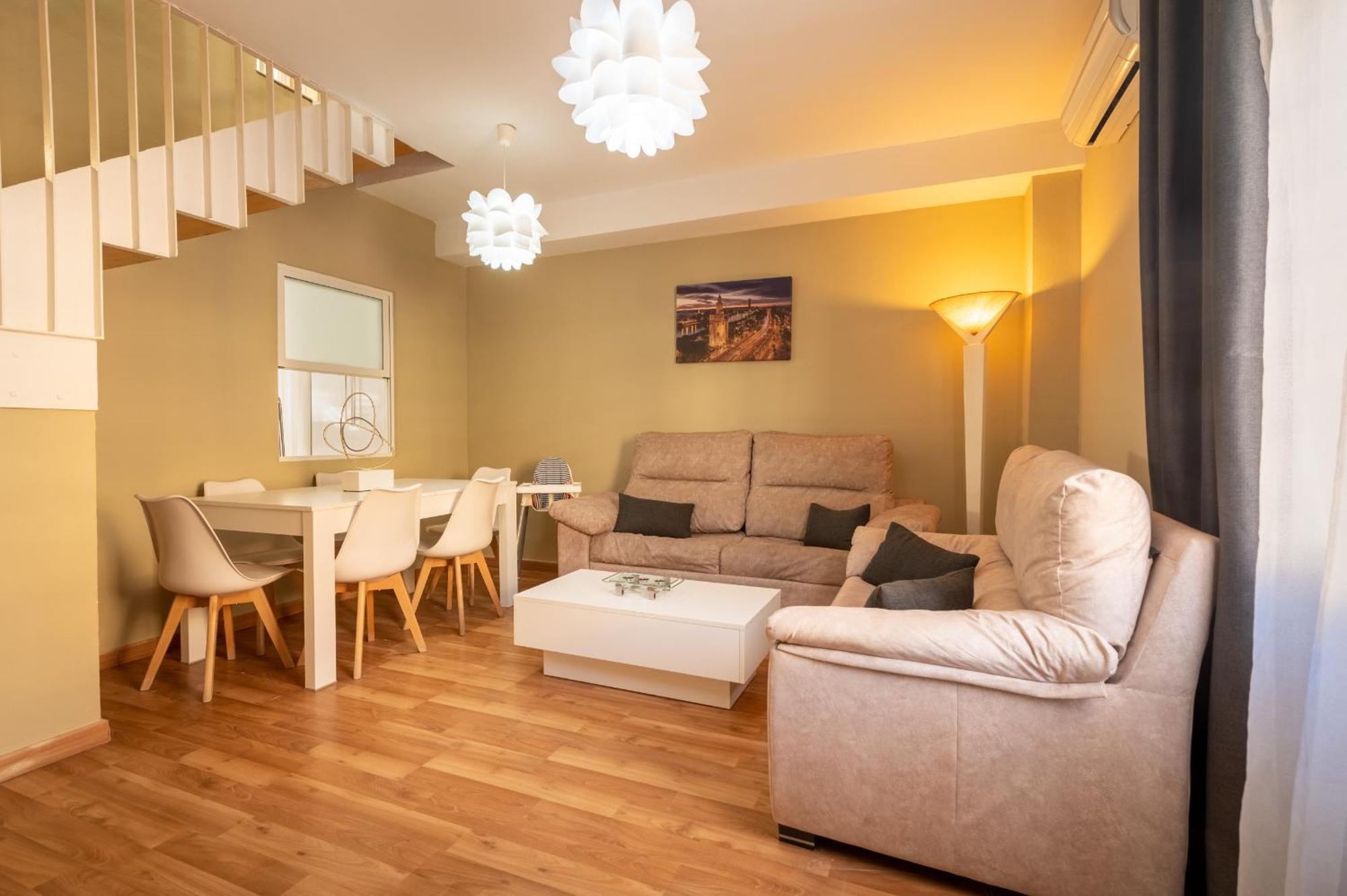 Casa Unifamiliar Apartment เซบีญา ภายนอก รูปภาพ