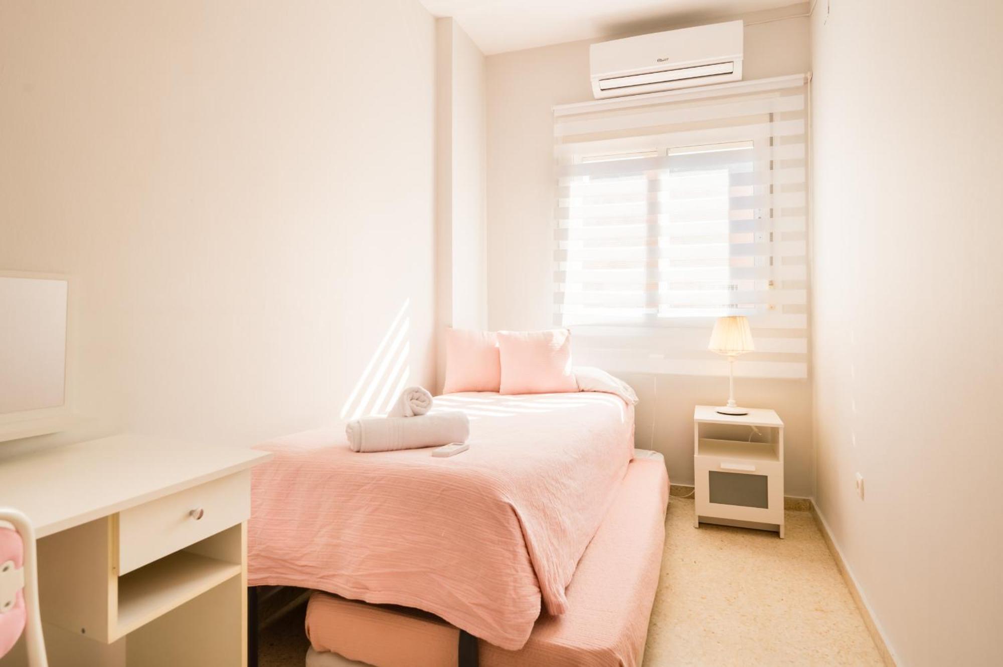 Casa Unifamiliar Apartment เซบีญา ภายนอก รูปภาพ