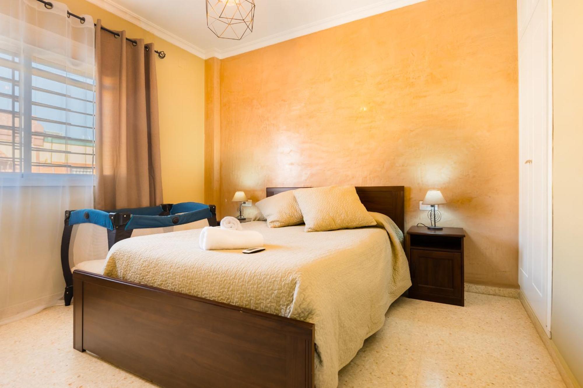 Casa Unifamiliar Apartment เซบีญา ภายนอก รูปภาพ