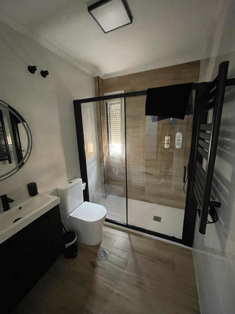 Casa Unifamiliar Apartment เซบีญา ภายนอก รูปภาพ